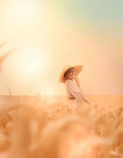 aline-dubail-photographe-Marcq-en-baroeul-shooting-photo-Lille-portrait-revelation-confiance-en-soi-femme-en-exterieur-plage-6